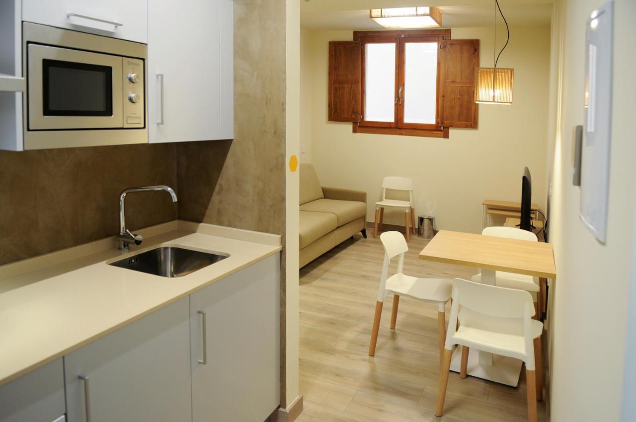 Apartamentos Turisticos Guiana ポンフェラダ エクステリア 写真