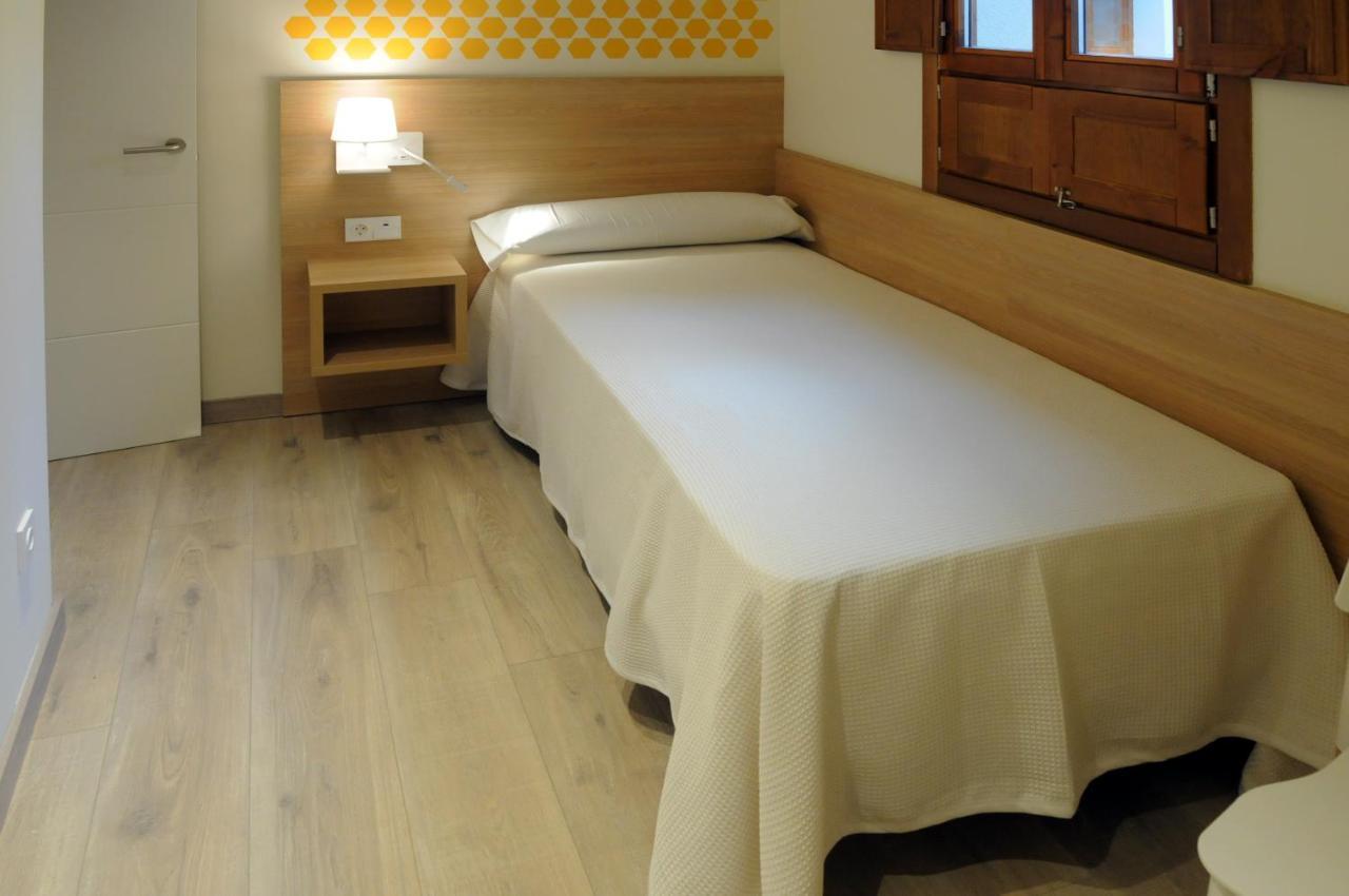 Apartamentos Turisticos Guiana ポンフェラダ エクステリア 写真